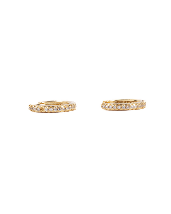 Aros Zafira de 1.5 cm de diámetro bañados en oro